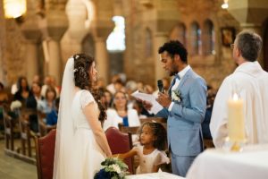 Cérémonie de mariage à l'église
